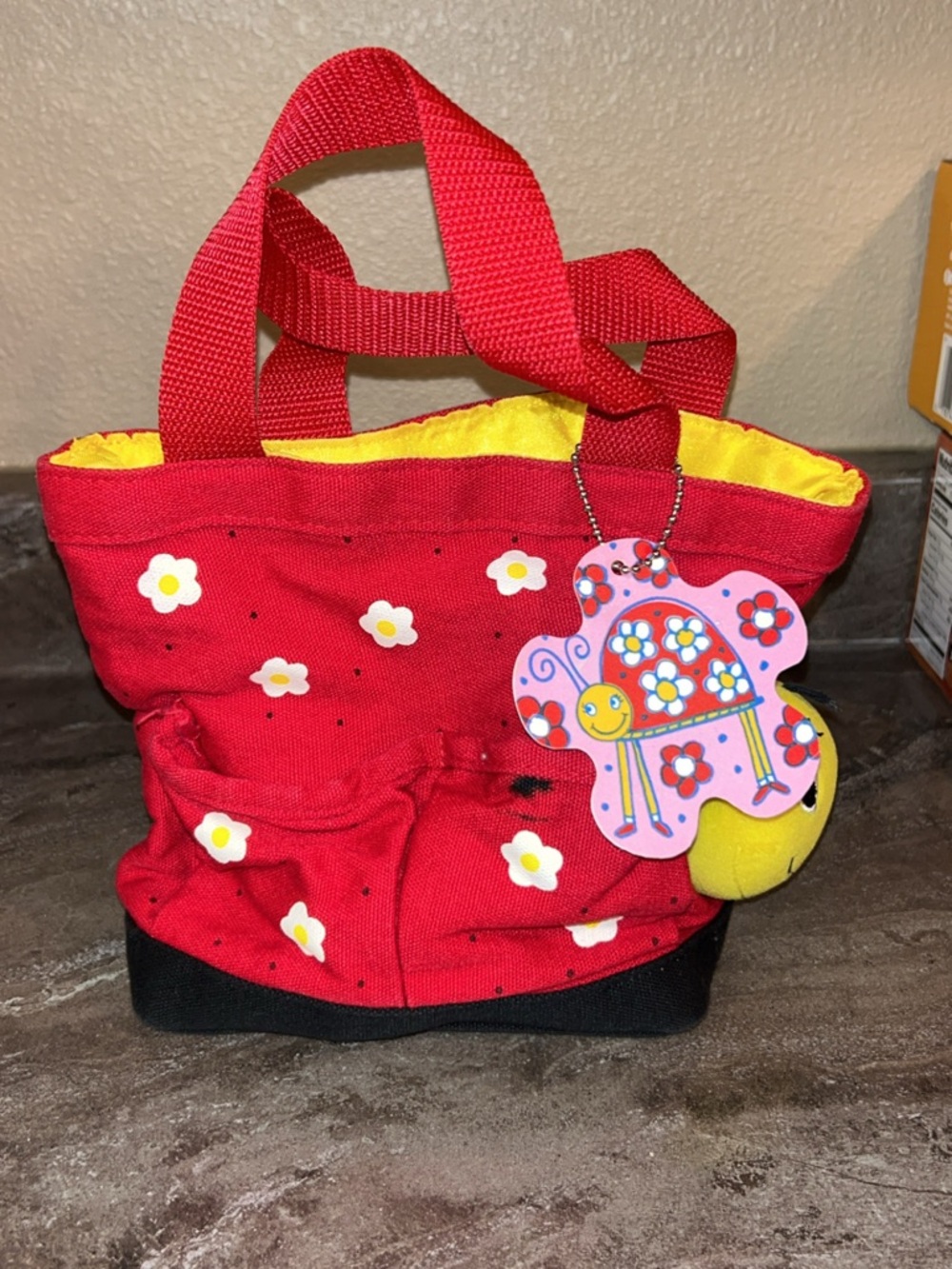 Starbucks Red Daisy Kids Tote with Yellow Lining and Black Base Charm 2006